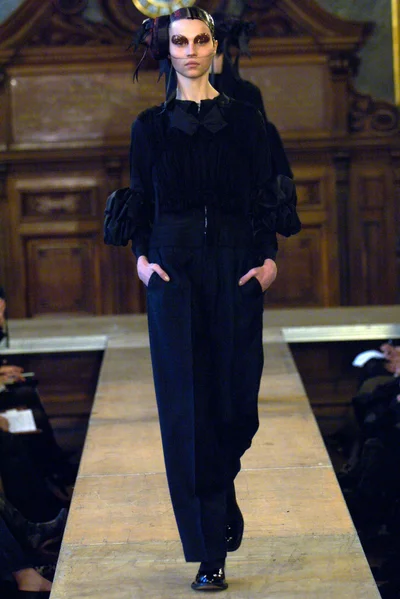 Look 32